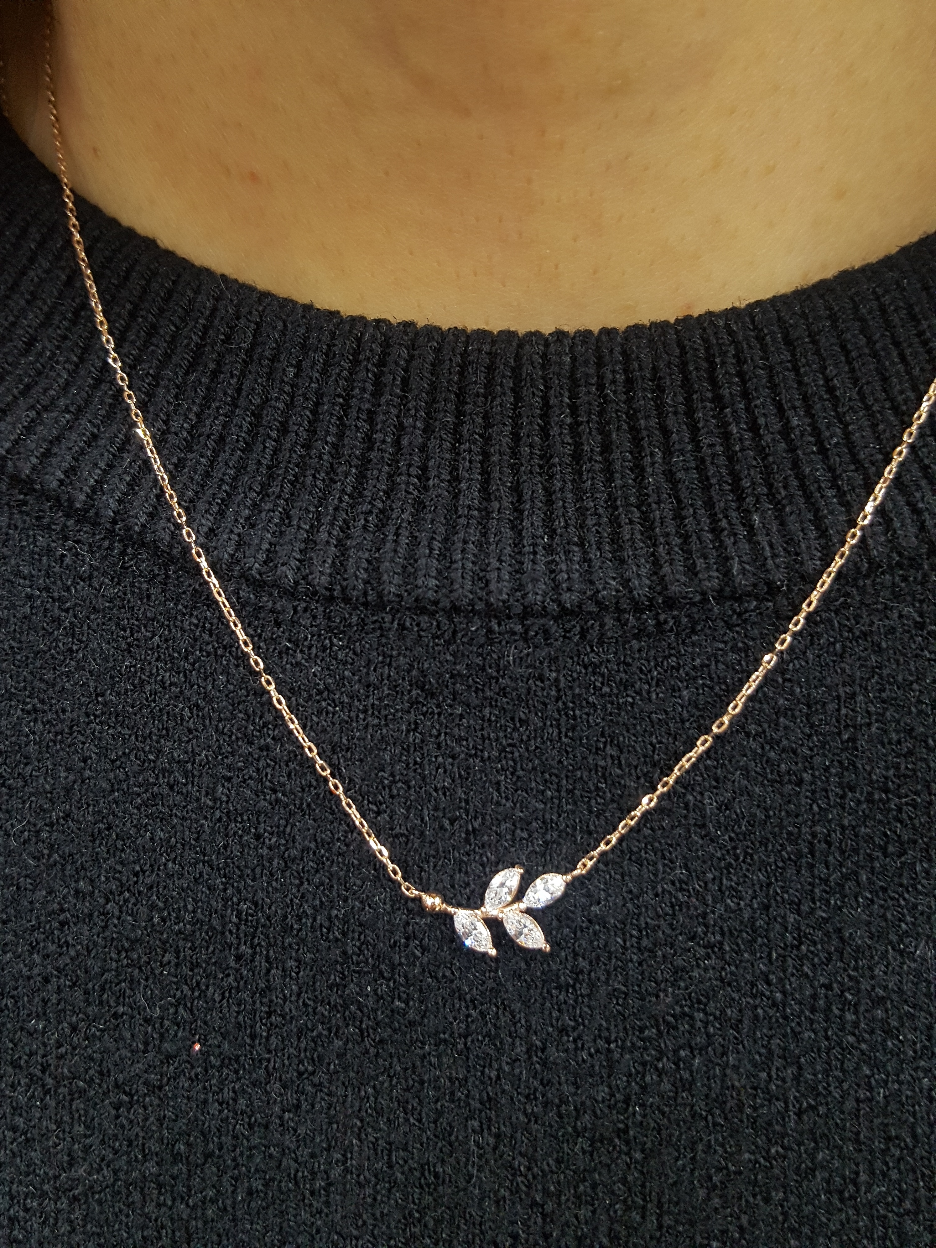 Pyichic Cubic Leaf Necklace PN1239 Semi-Office Loo