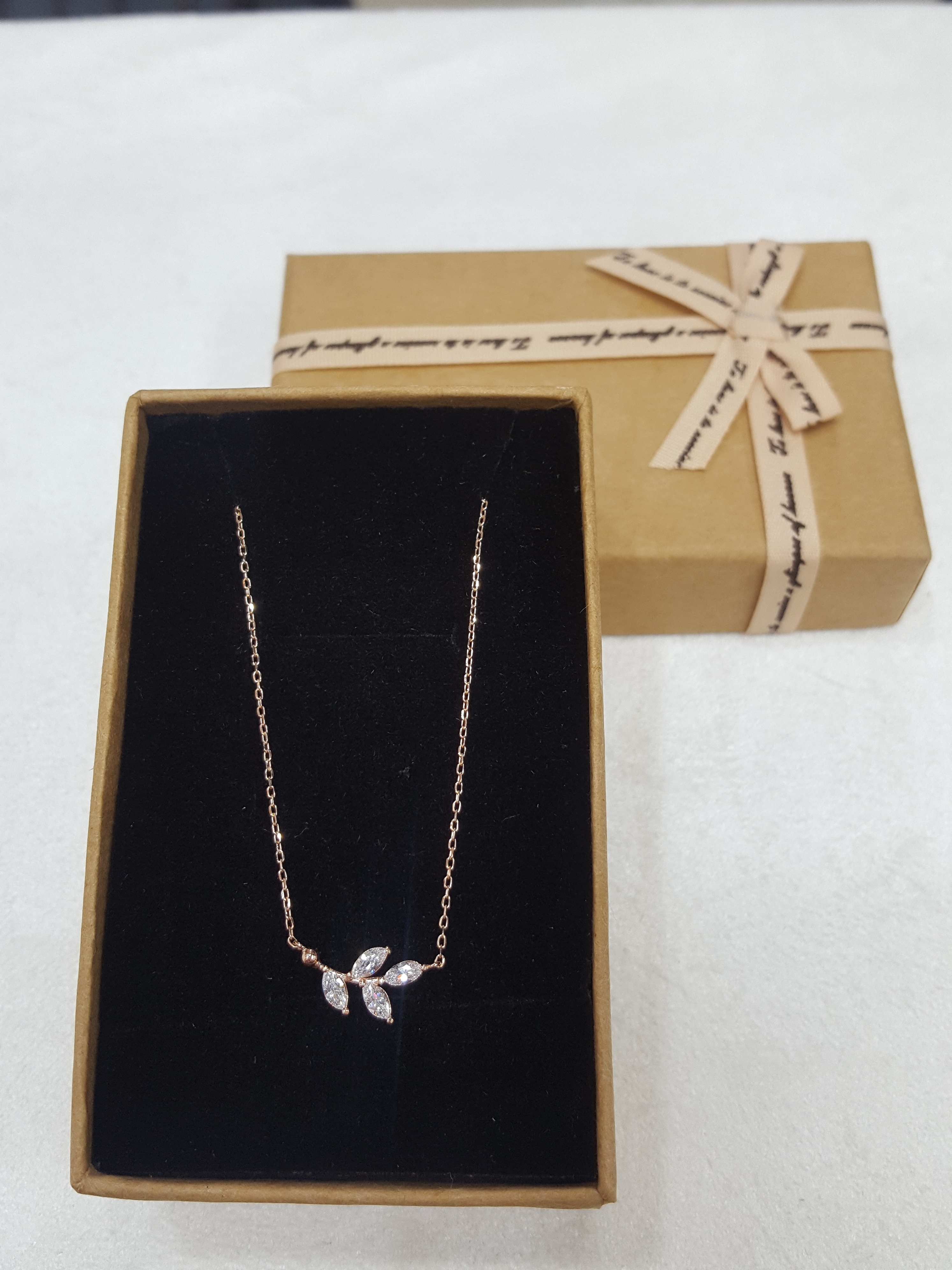 Pyichic Cubic Leaf Necklace PN1239 Semi-Office Loo