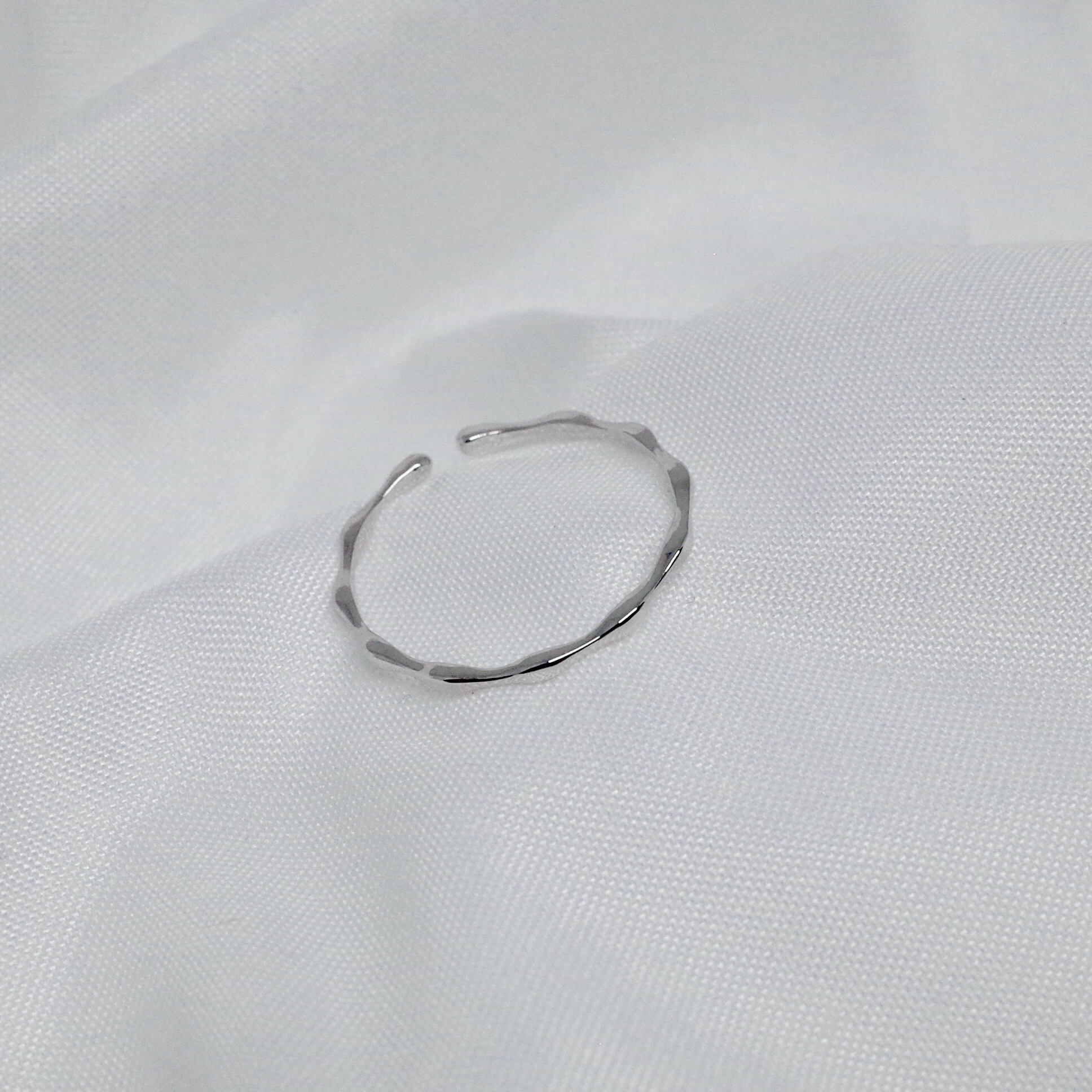 <b><p>silver Layed open 4 scies ring A gut look</p></b><b><p>銀 重ね着 デイリー オープン 4種 リング ゲストルック ラブな シルバー 洗練された</p></b><br /><br /><p align='center'>