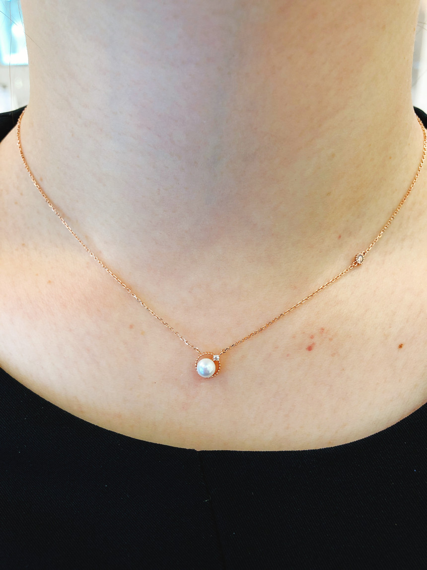 Stonehenge 14K Necklace T0737