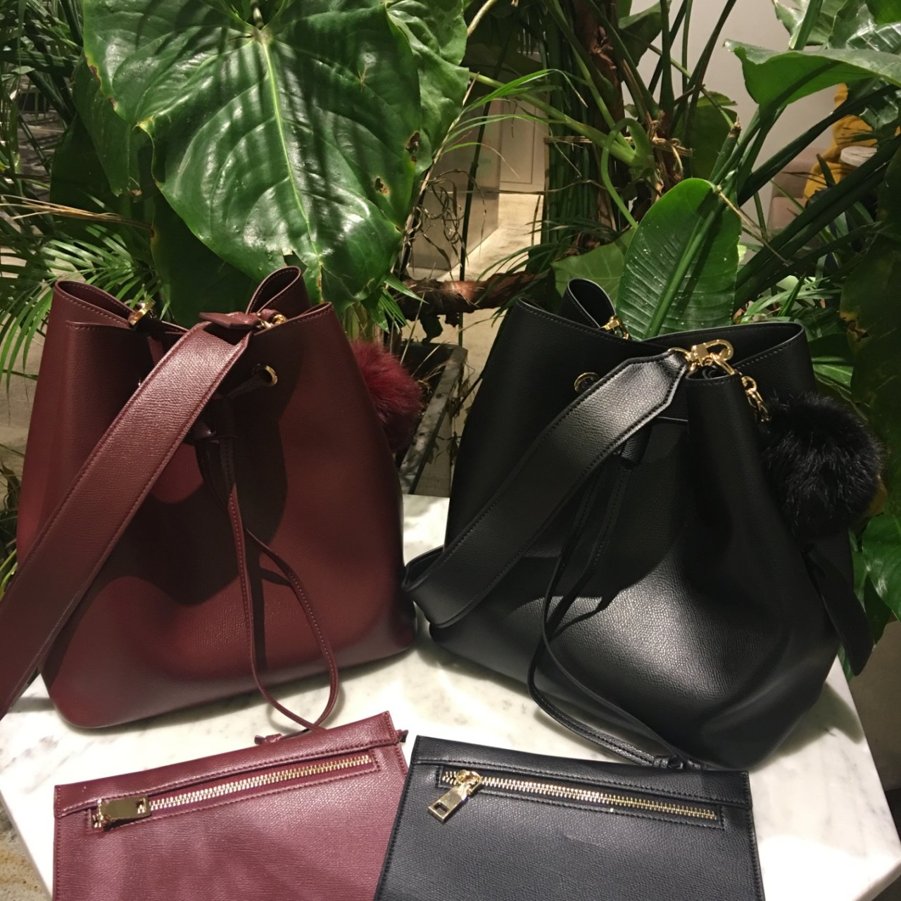 <b><p>Do not pour foam buckle 5color Daily Bag</p></b><b><p>無排ポンポンがバケットバッグ5colorデイリーショルダーバッグオフィスバッグ秋、20代の女性のバッ</p></b><br /><br /><p align='center'>