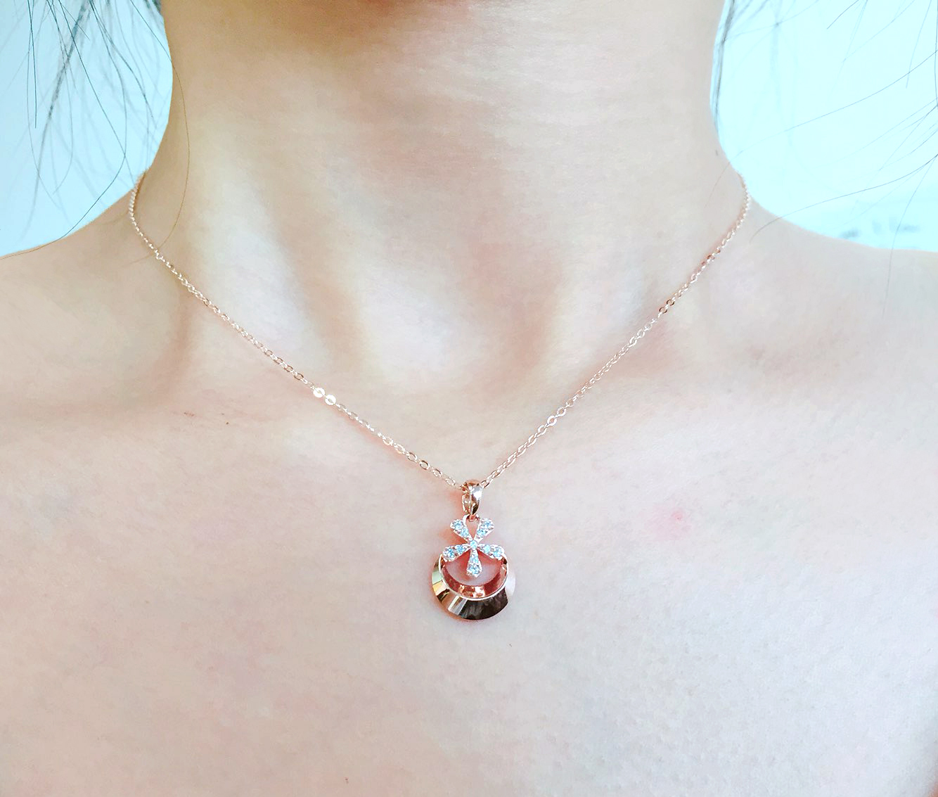 Flower door necklace Women 14k Women 18k points 14