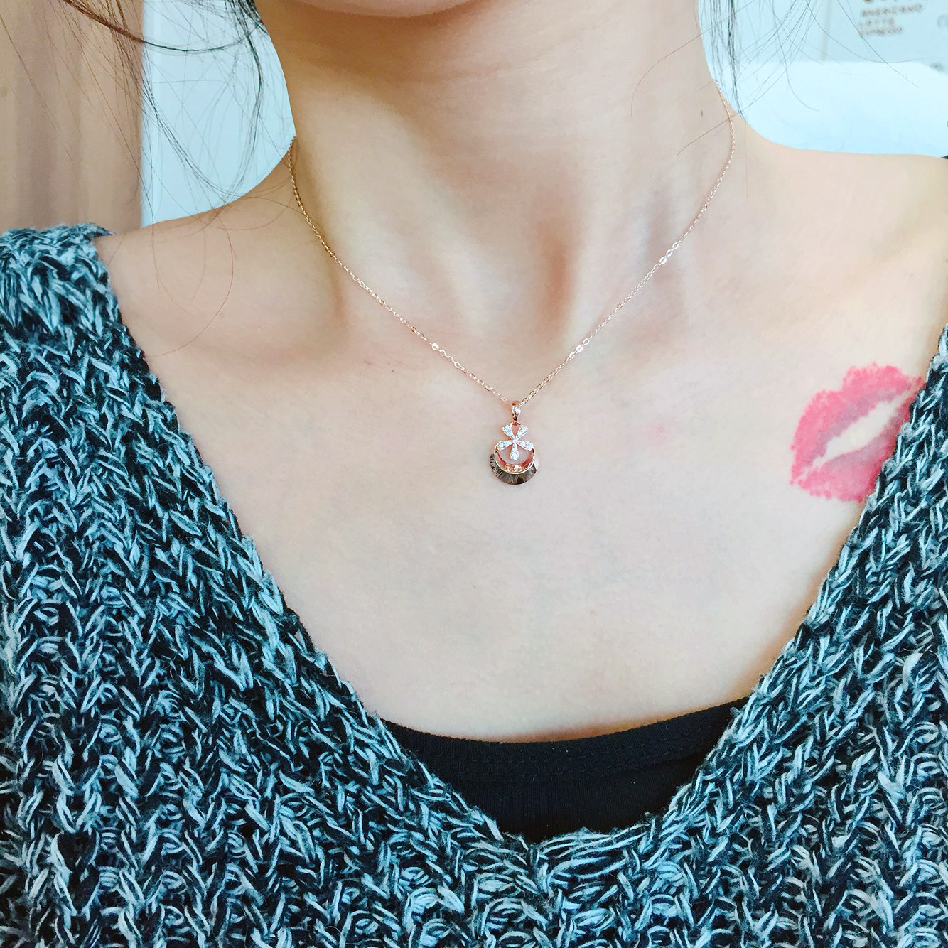 Flower door necklace Women 14k Women 18k points 14