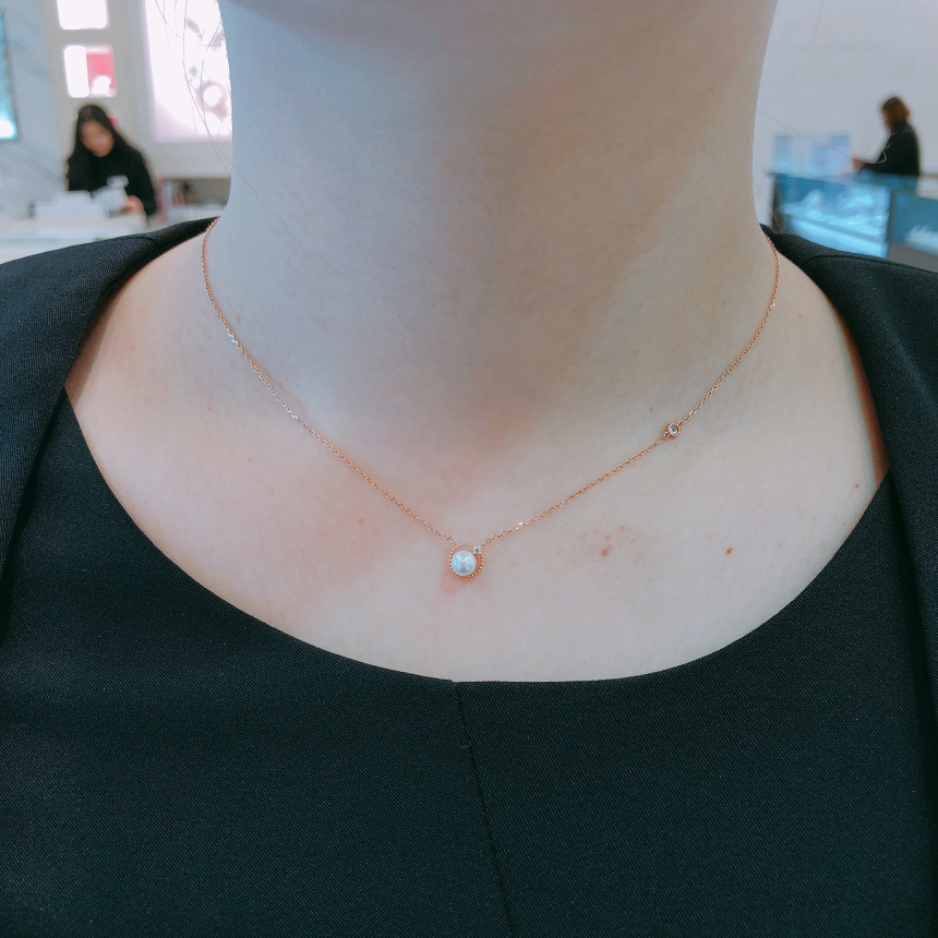 Stonehenge 14K Necklace T0737