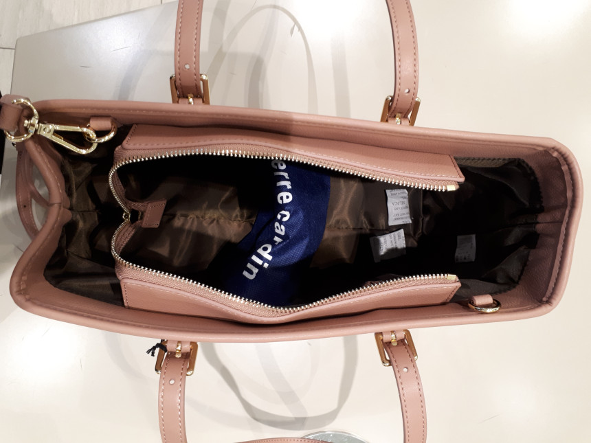 <b><p>Pierre Cardin Should Bag 01H1280V3 Simple</p></b><b><p>ピエールカルダンショルダーバッグ01H1280V3シンプルフレンチルックユニークな感性ムード美しいギ</p></b><br /><br /><p align='center'>