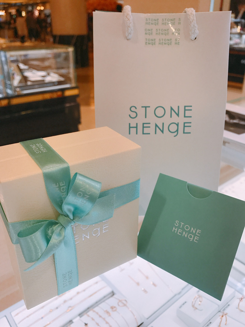 Stonehenge 14K Necklace T0737