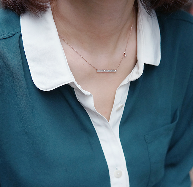 18k 1 part Gray Rough Diamond Necklace Girlfriend 