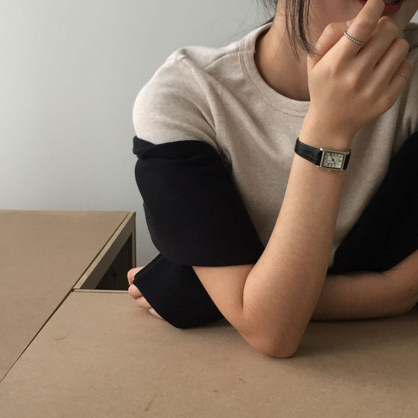 <b><p>Midnight Clock 2col</p></b><b><p>ミッドナイト時計 2col</p></b><br /><br /><p align='center'>