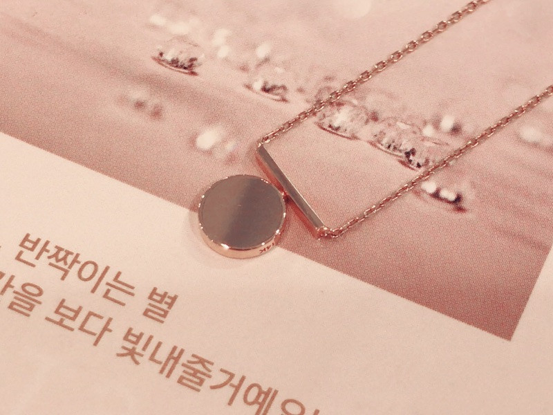 Stonehenge 14k Lovely Coin Necklace t0840