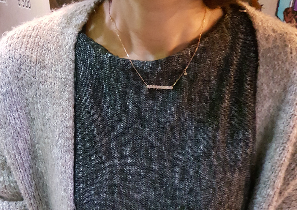 18k 1 part Gray Rough Diamond Necklace Girlfriend 
