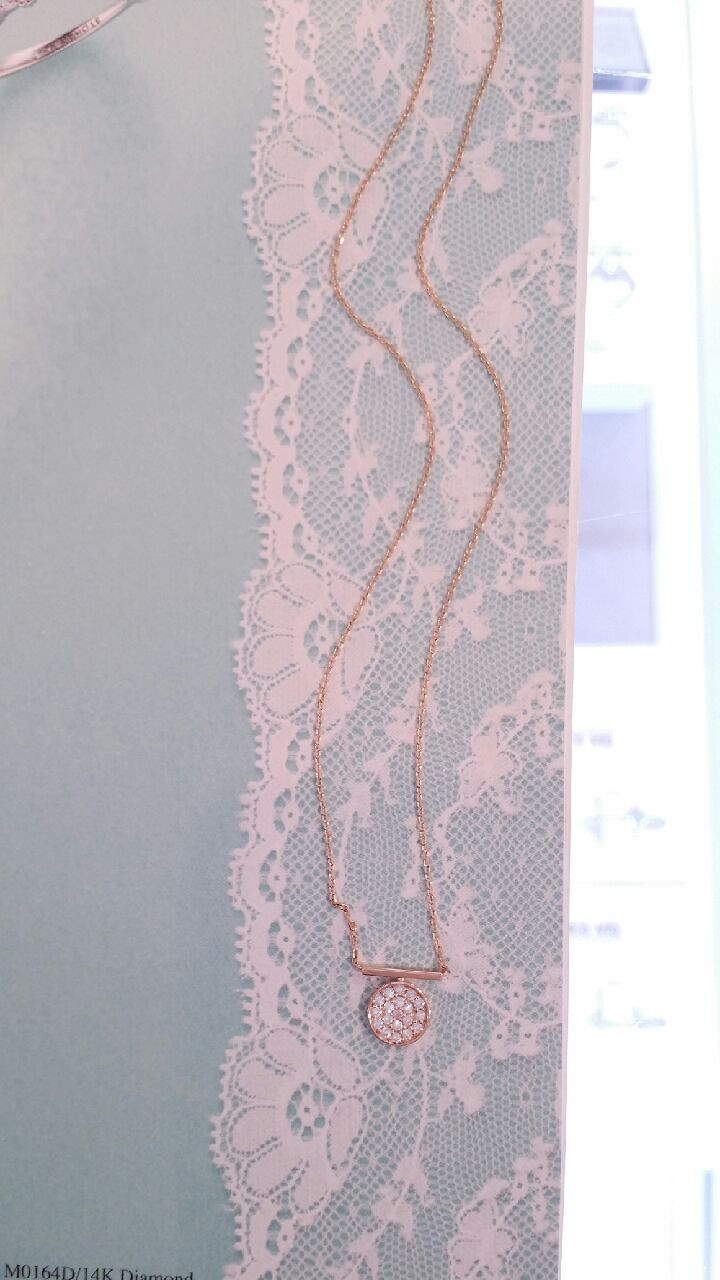 Stonehenge 14k Lovely Coin Necklace t0840