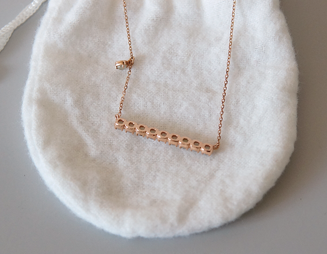 18k 1 part Gray Rough Diamond Necklace Girlfriend 