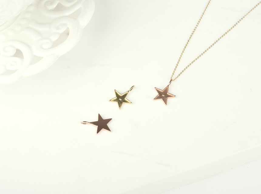 Modern Star 14k Necklace Bling Square Gold Ideal A