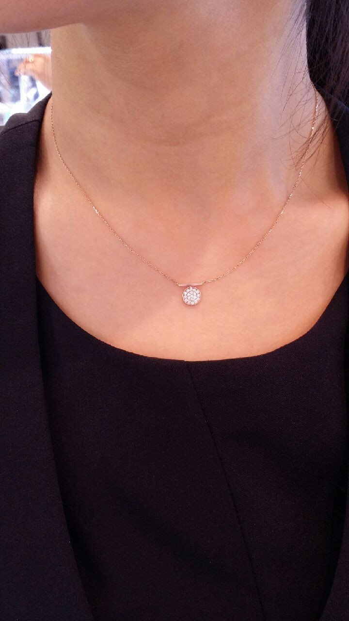 Stonehenge 14k Lovely Coin Necklace t0840