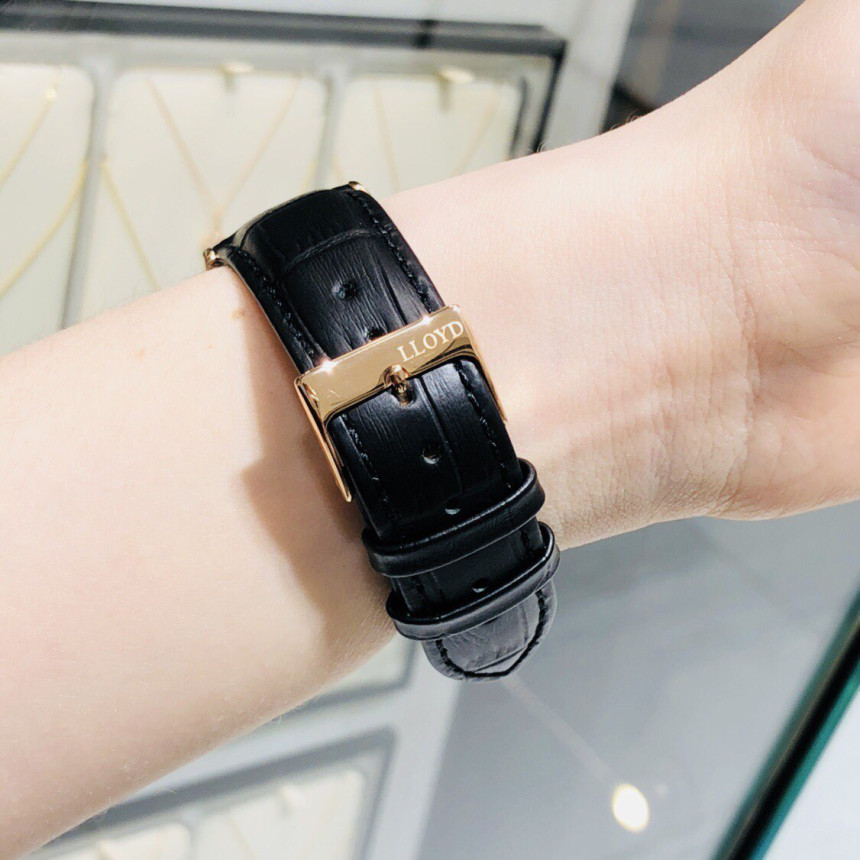 <b><p>Lloyd Heritage classic Moon Phe couple ath</p></b><b><p>ロイド ヘリテージ クラシック ムーンフェイズ カップル レザー 時計</p></b><br /><br /><p align='center'>