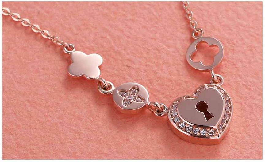 14k Rina Heart Necklace