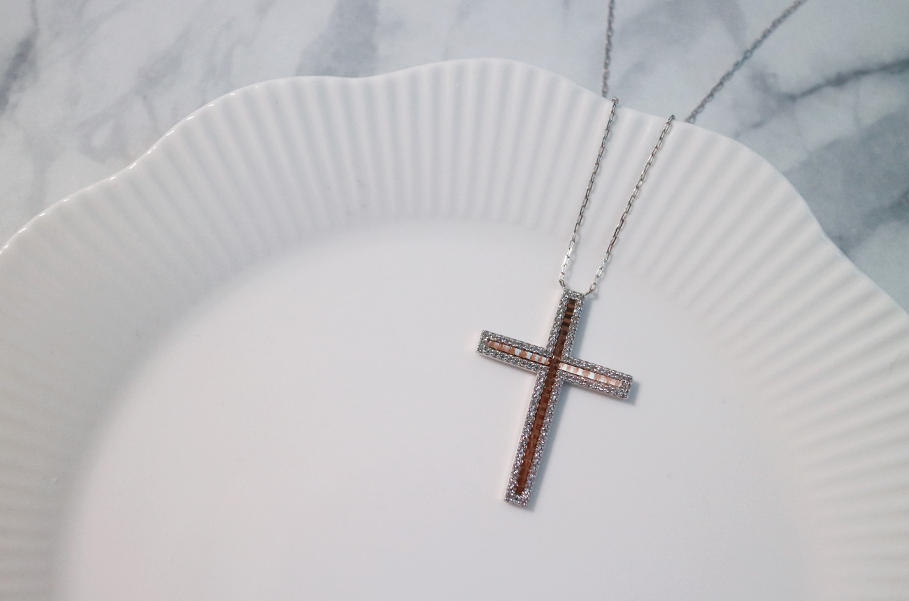 18k drop cross necklace Women 14k 14k friend 14k l