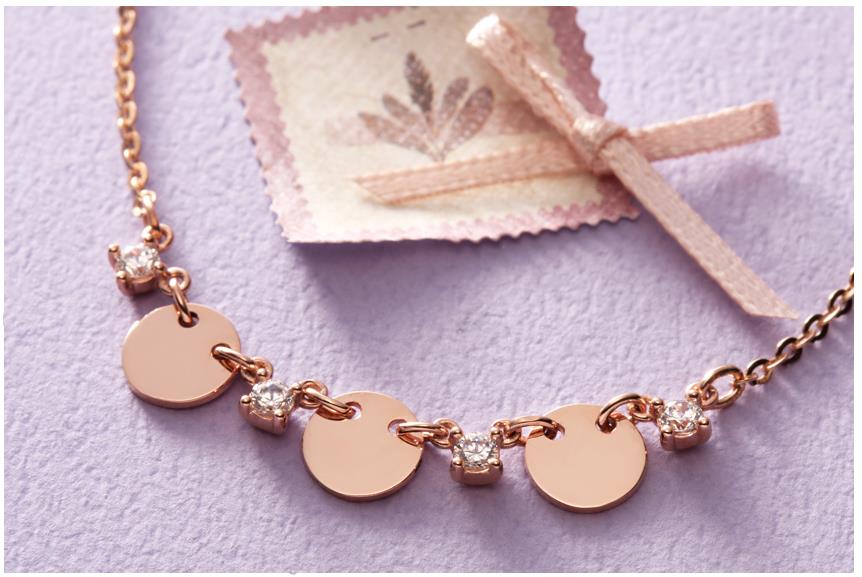 14k Vivienne Piochon Ribbon Necklace