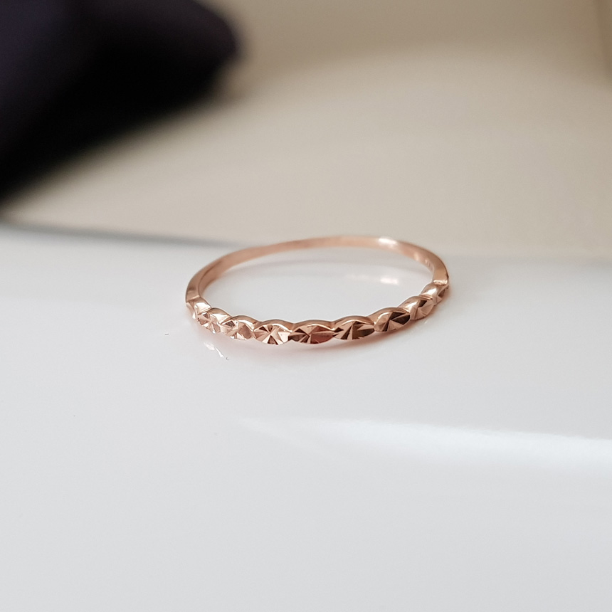 <b><p>14k 18k gold cutting Daily Shy of heat</p></b><b><p>14k 18kゴールド カッティング デイリーリ 光沢リ 熱集りリ</p></b><br /><br /><p align='center'>