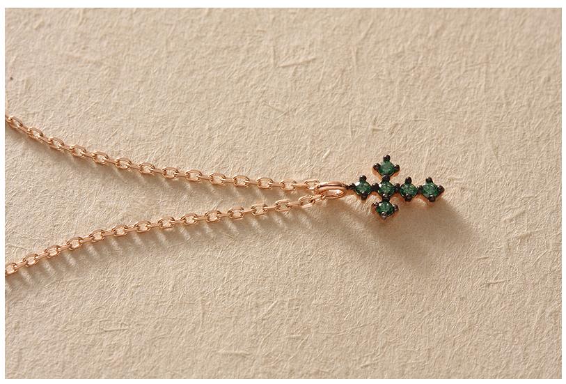 14k Jade Etwal Cross Cross Necklace