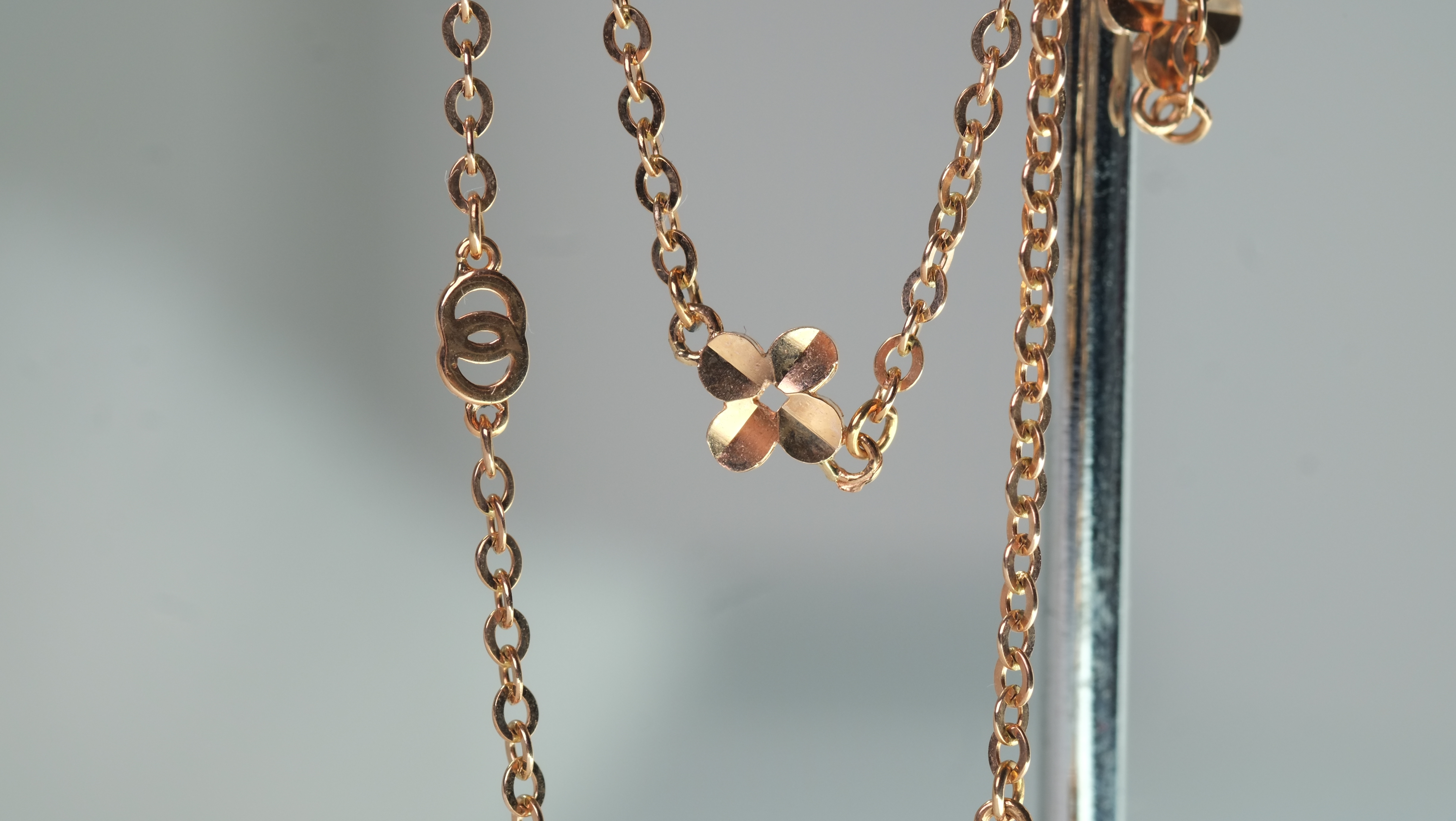 Chlober necklace pink gold Petit Design 14k chain