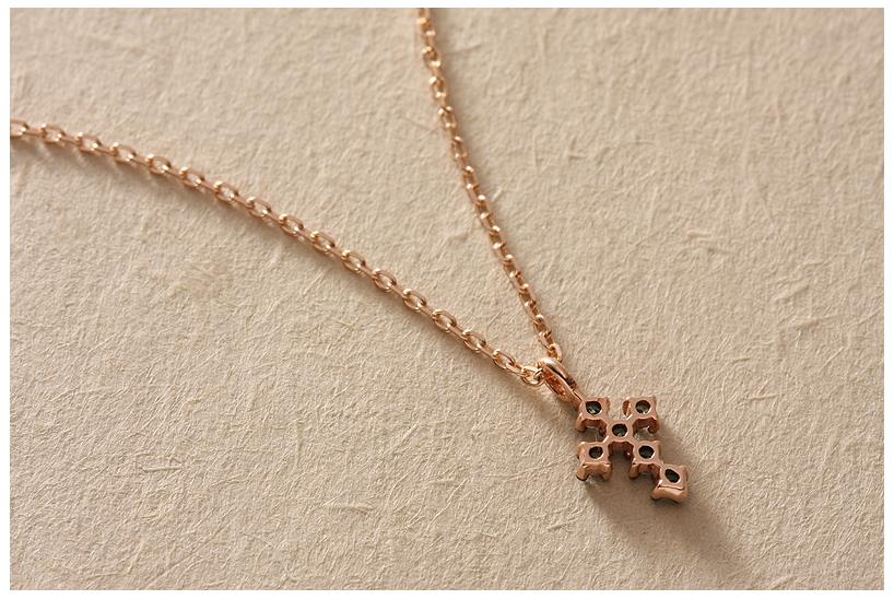 14k Jade Etwal Cross Cross Necklace