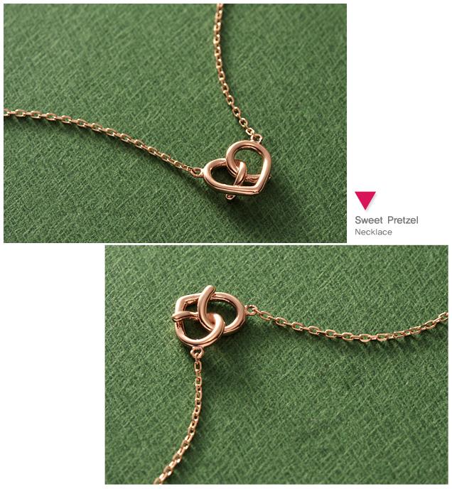 14k Sweet Pretzel Necklace