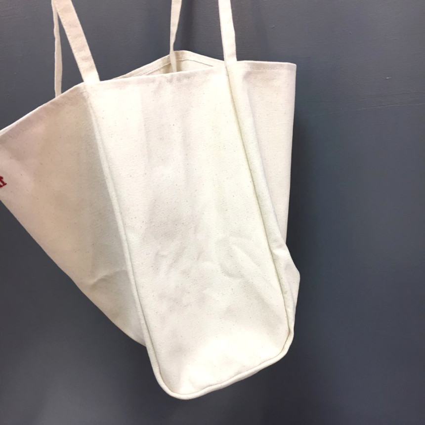 <b><p>Bonjour Embroidery Eco Bag Women in their</p></b><b><p>ボンジュール刺繍エコバック20代の女性収納力が良いレタリング男女共用インスタファッションカジュアル</p></b><br /><br /><p align='center'>