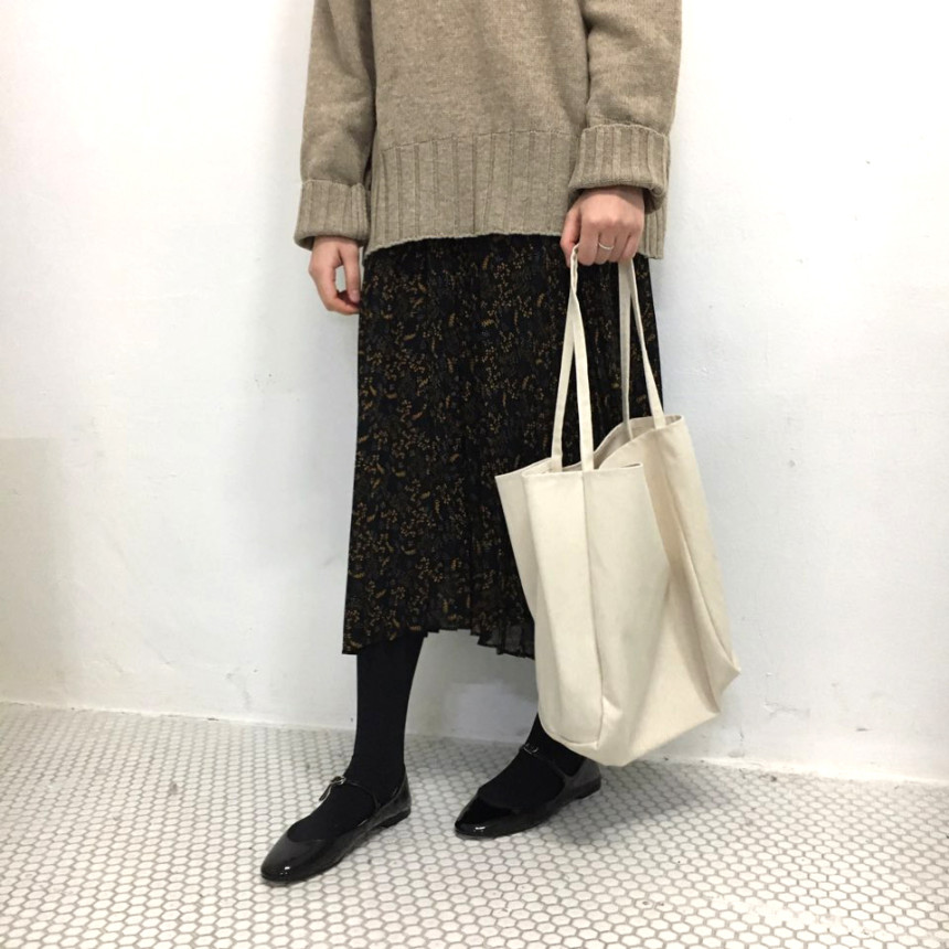 <b><p>Bonjour Embroidery Eco Bag Women in their</p></b><b><p>ボンジュール刺繍エコバック20代の女性収納力が良いレタリング男女共用インスタファッションカジュアル</p></b><br /><br /><p align='center'>