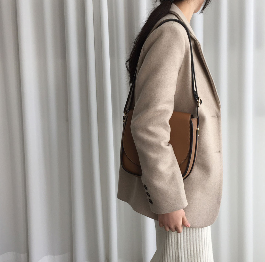 <b><p>Lineback 2col</p></b><b><p>ラインバック2col</p></b><br /><br /><p align='center'>