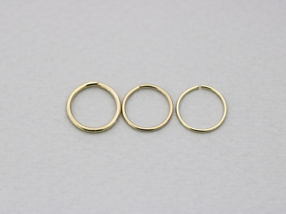 <b><p>gold Ring pierc earr 14K 10K Inn Products</p></b><b><p>ゴールド リングピアス イヤ 14K 10K インナーコンチュ トラガス 耳たぶ</p></b><br /><br /><p align='center'>