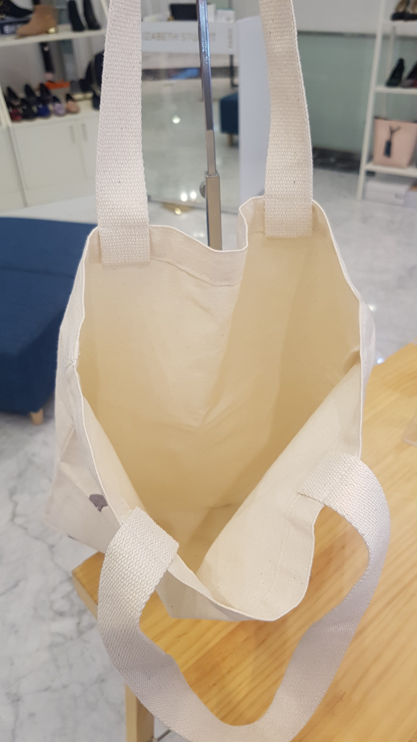 <b><p>Elizabeth Eco Bag EBXK60304 White Daily Coordinato</p></b><b><p>エリザベスエコバックEBXK60304ホワイトデイリーコーディネート代の女性のカジュアルプチなデザイ</p></b><br /><br /><p align='center'>