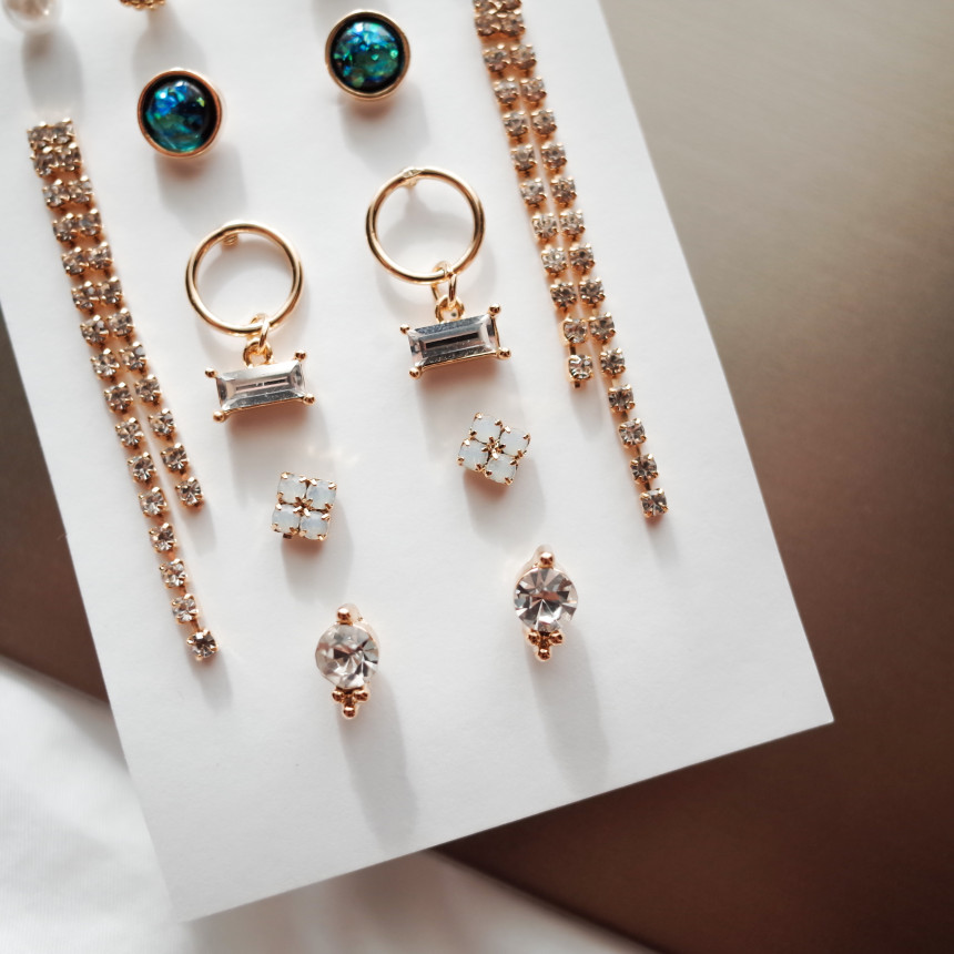 <b><p>NO.84 Throbbing Stall SET Earrs ylish Chic</p></b><b><p>NO.84 ドキドキときめき 失速SETイヤリング スタイリッシュな シックな ユニーデザイン</p></b><br /><br /><p align='center'>