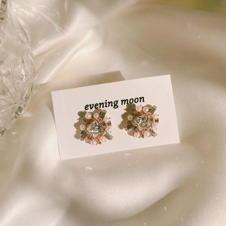 <b><p>Swarovski stone ering Visir Soft Sticky Silv</p></b><b><p>スワロフスキー 原石 イヤリング グィチ ゲスト ほのか ぴったりつく ウンチム</p></b><br /><br /><p align='center'>