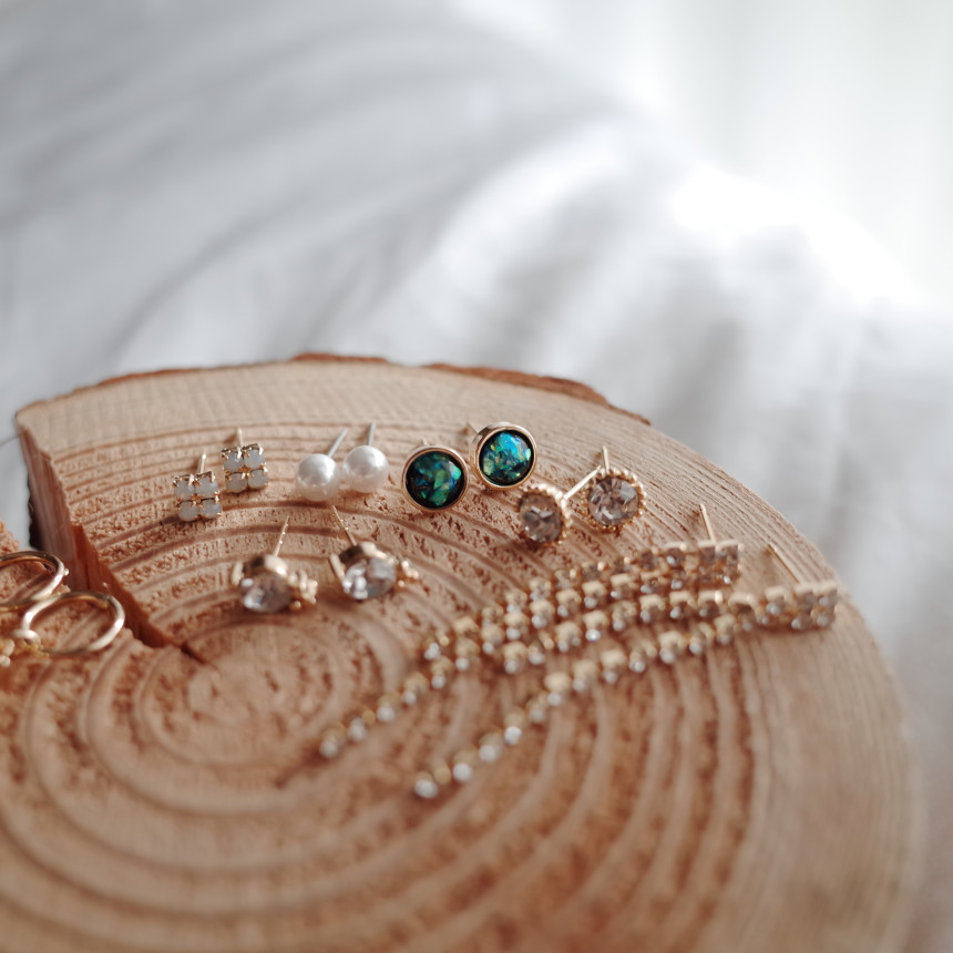 <b><p>NO.84 Throbbing Stall SET Earrs ylish Chic</p></b><b><p>NO.84 ドキドキときめき 失速SETイヤリング スタイリッシュな シックな ユニーデザイン</p></b><br /><br /><p align='center'>