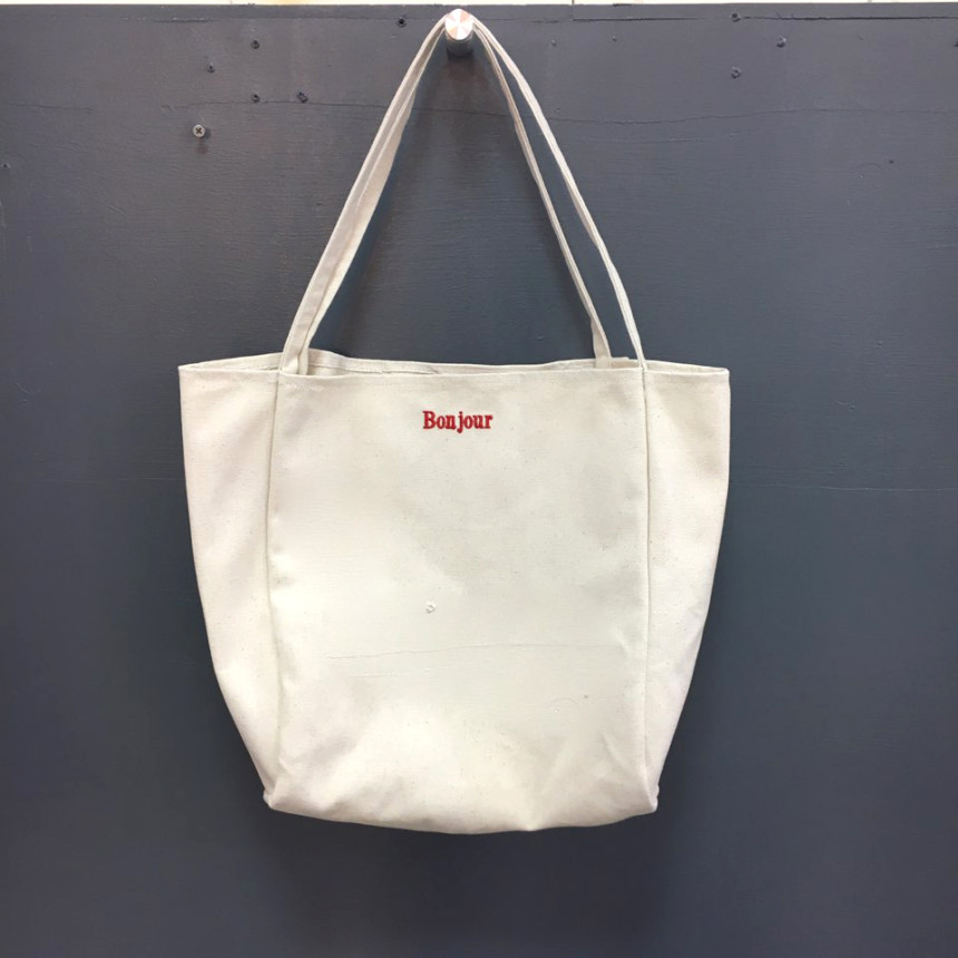 <b><p>Bonjour Embroidery Eco Bag Women in their</p></b><b><p>ボンジュール刺繍エコバック20代の女性収納力が良いレタリング男女共用インスタファッションカジュアル</p></b><br /><br /><p align='center'>