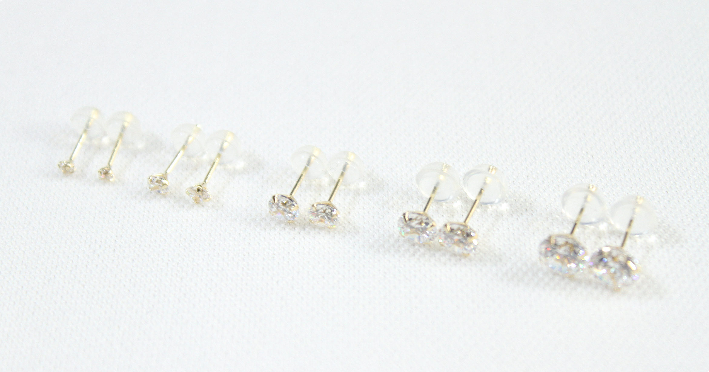 <b><p>14K earring Cubic k gold pretty daily simple</p></b><b><p>14K イヤリング キュービック kの金 きれいな kデイリー シンプル kギフト</p></b><br /><br /><p align='center'>