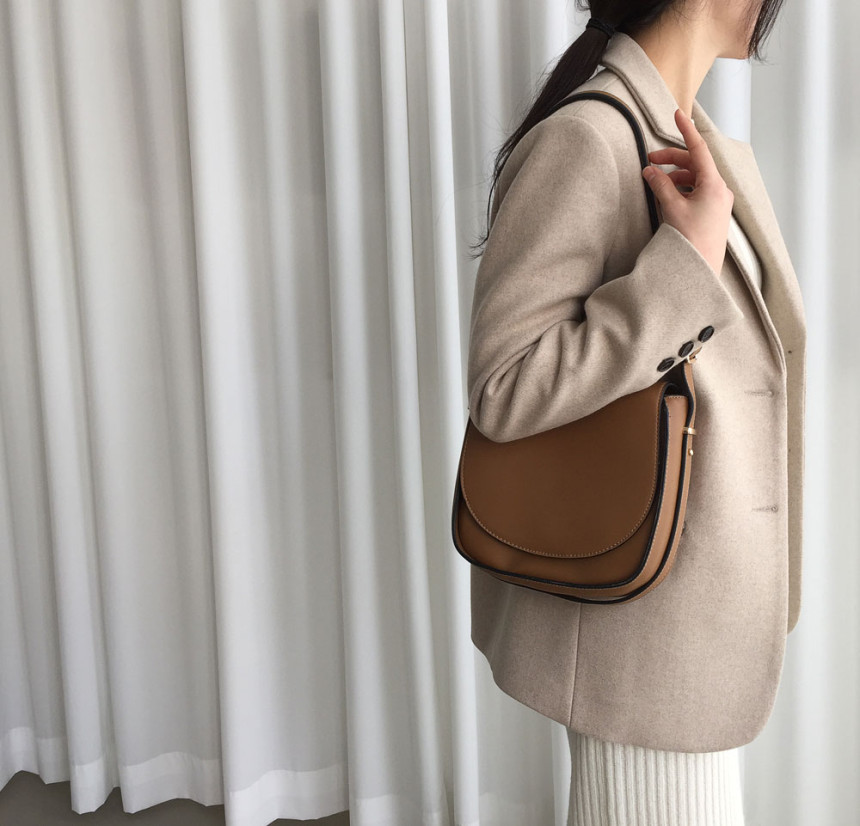 <b><p>Lineback 2col</p></b><b><p>ラインバック2col</p></b><br /><br /><p align='center'>