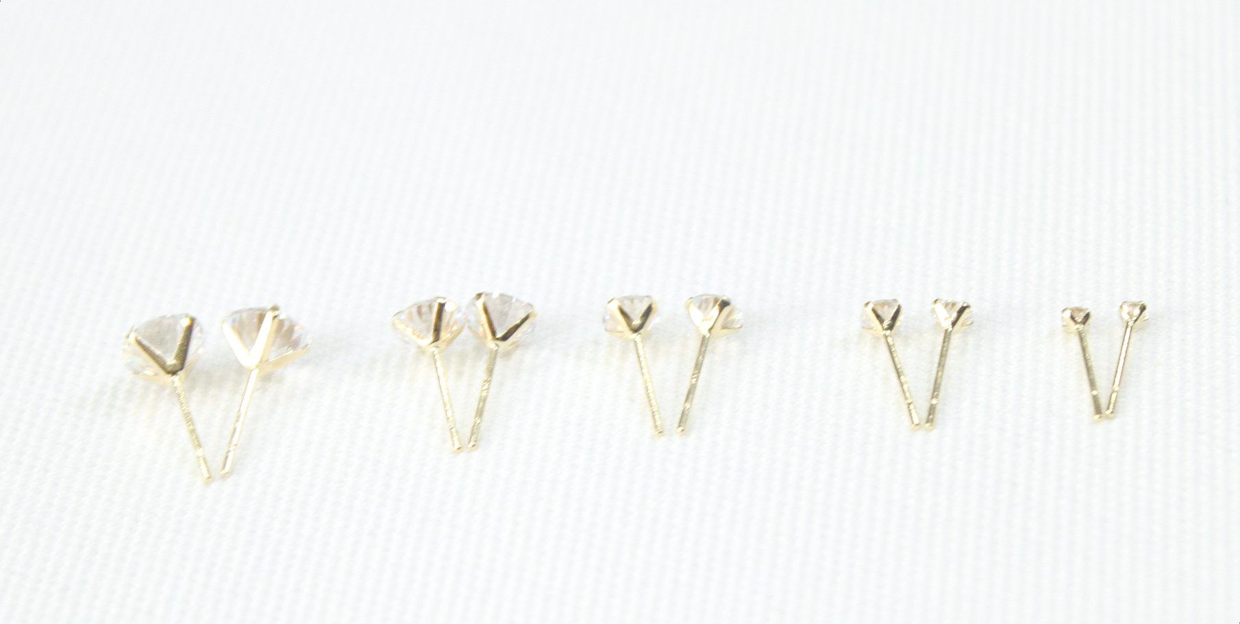 <b><p>14K earring Cubic k gold pretty daily simple</p></b><b><p>14K イヤリング キュービック kの金 きれいな kデイリー シンプル kギフト</p></b><br /><br /><p align='center'>