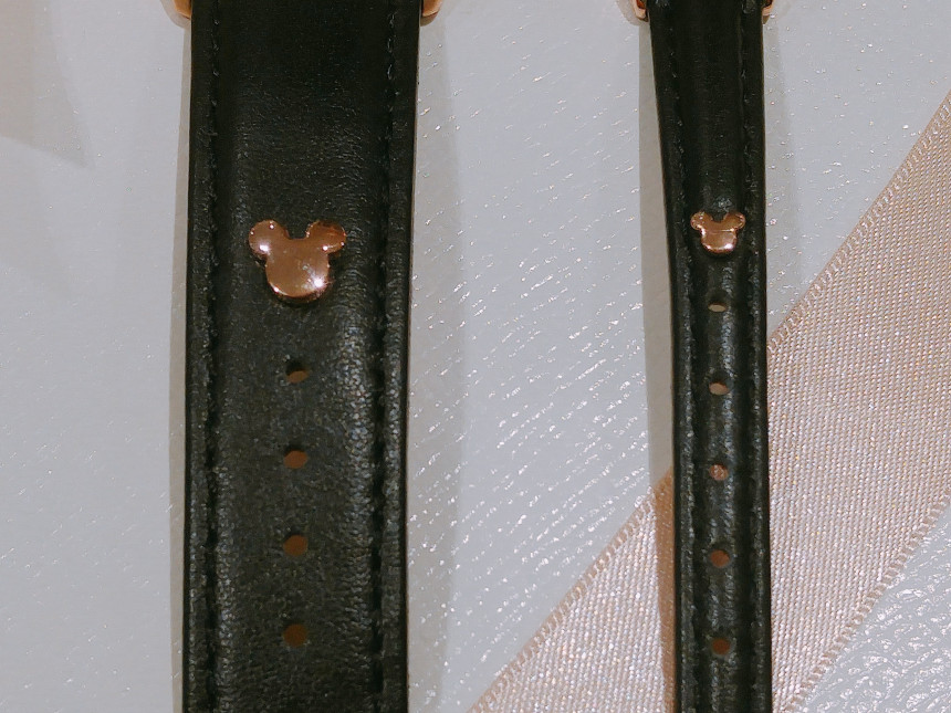 <b><p>Lloyd Disney Collaboration Mick couple LL2G18105</p></b><b><p>ロイド ディズニーコラボ ミッキー カップル 時計 LL2G18105 女性 レザー</p></b><br /><br /><p align='center'>