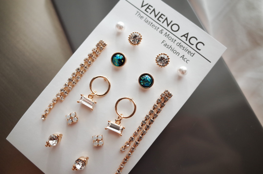 <b><p>NO.84 Throbbing Stall SET Earrs ylish Chic</p></b><b><p>NO.84 ドキドキときめき 失速SETイヤリング スタイリッシュな シックな ユニーデザイン</p></b><br /><br /><p align='center'>