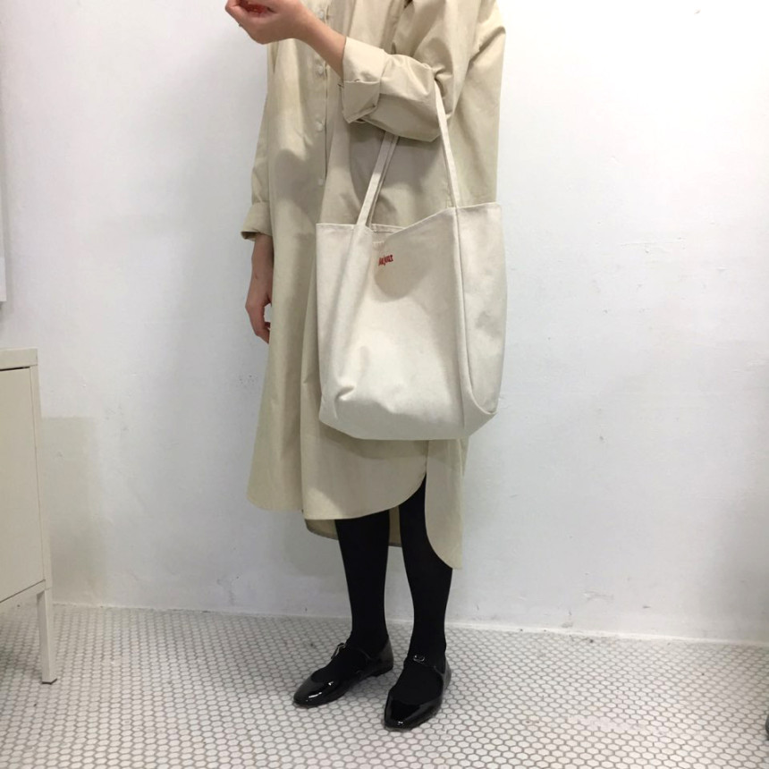 <b><p>Bonjour Embroidery Eco Bag Women in their</p></b><b><p>ボンジュール刺繍エコバック20代の女性収納力が良いレタリング男女共用インスタファッションカジュアル</p></b><br /><br /><p align='center'>