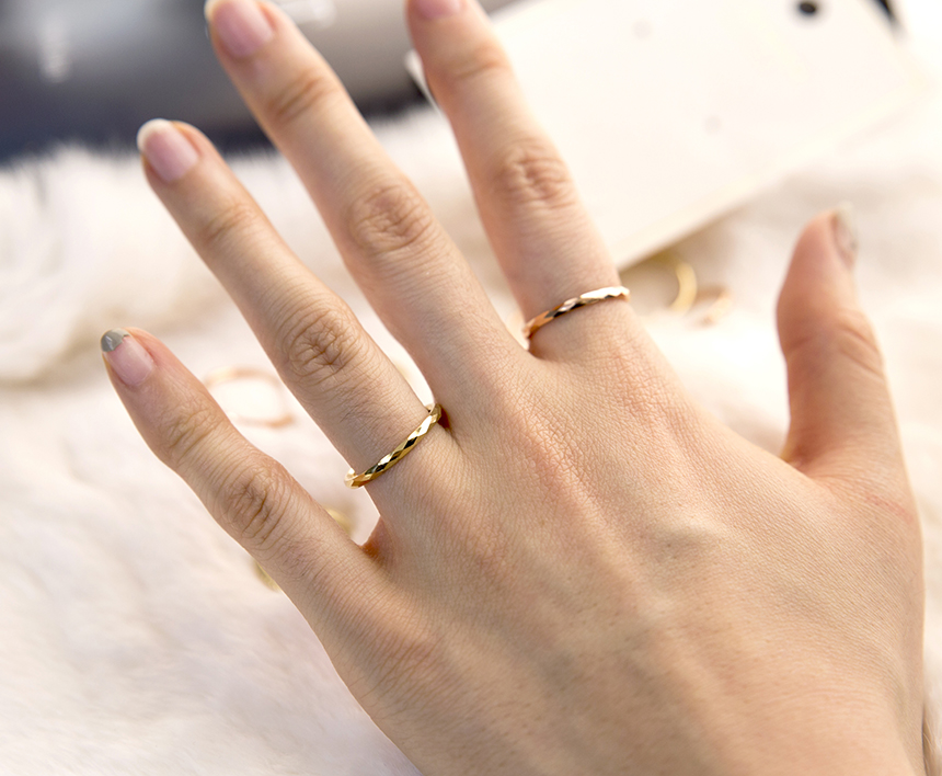 <b><p>Hollow cutting Layered Ace Ten fs Woman Pk</p></b><b><p>中空 カッティング 重ね着 エキ 十本の指 女性 ピンクゴールド ヨリヨリた 14k</p></b><br /><br /><p align='center'>