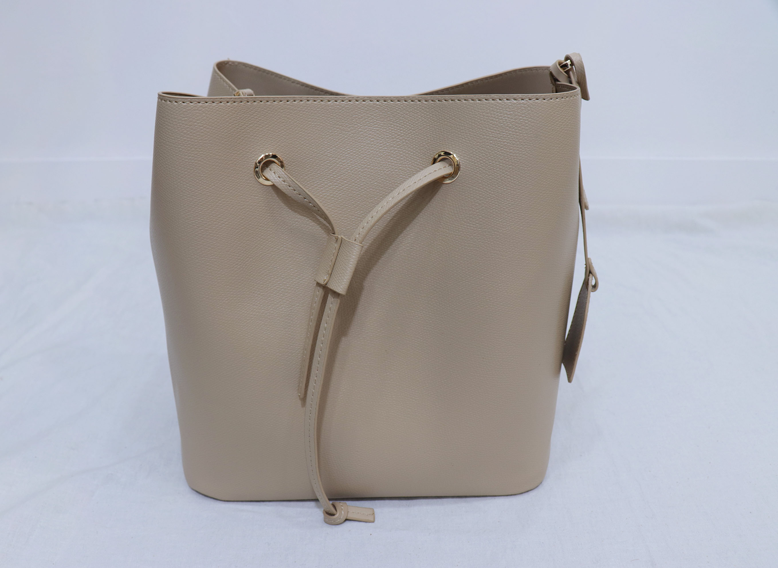 <b><p>Pastel Shoulder Buckle Bag 4col Women's</p></b><b><p>パステルショルダーバケットバッグ4colバックバッグ女性イット・バッグスタイリッシュなフランスの感性</p></b><br /><br /><p align='center'>