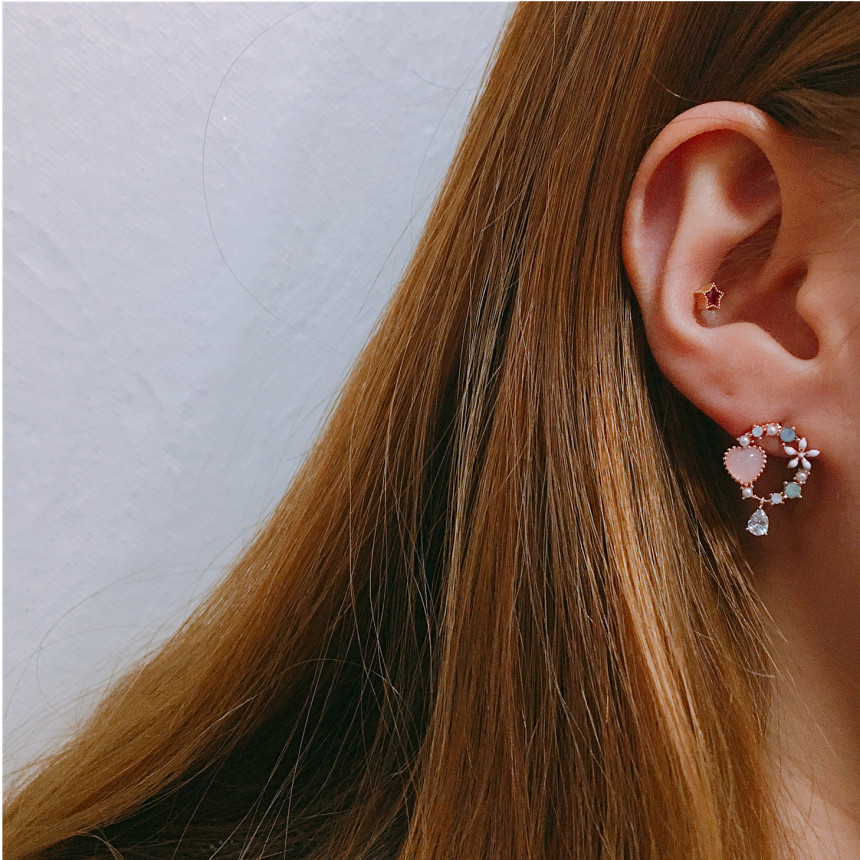 <b><p>Luce Heart Lse Pl Round Erings 2color LKJ1081</p></b><b><p>ルーチェ ハートジャンミソクラウンドピアス 2色 LKJ1081 魅力的な 女性が好きなギフト</p></b><br /><br /><p align='center'>