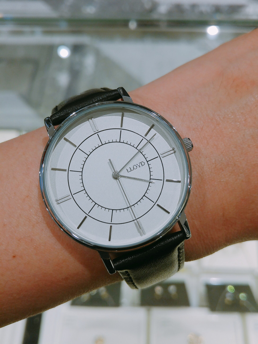 <b><p>Lloyd daily simple Modern ath cou cck LL2G18106ISB</p></b><b><p>ロイド デイリー シンプル モダン レザー カッ 時計 LL2G18106ISB</p></b><br /><br /><p align='center'>