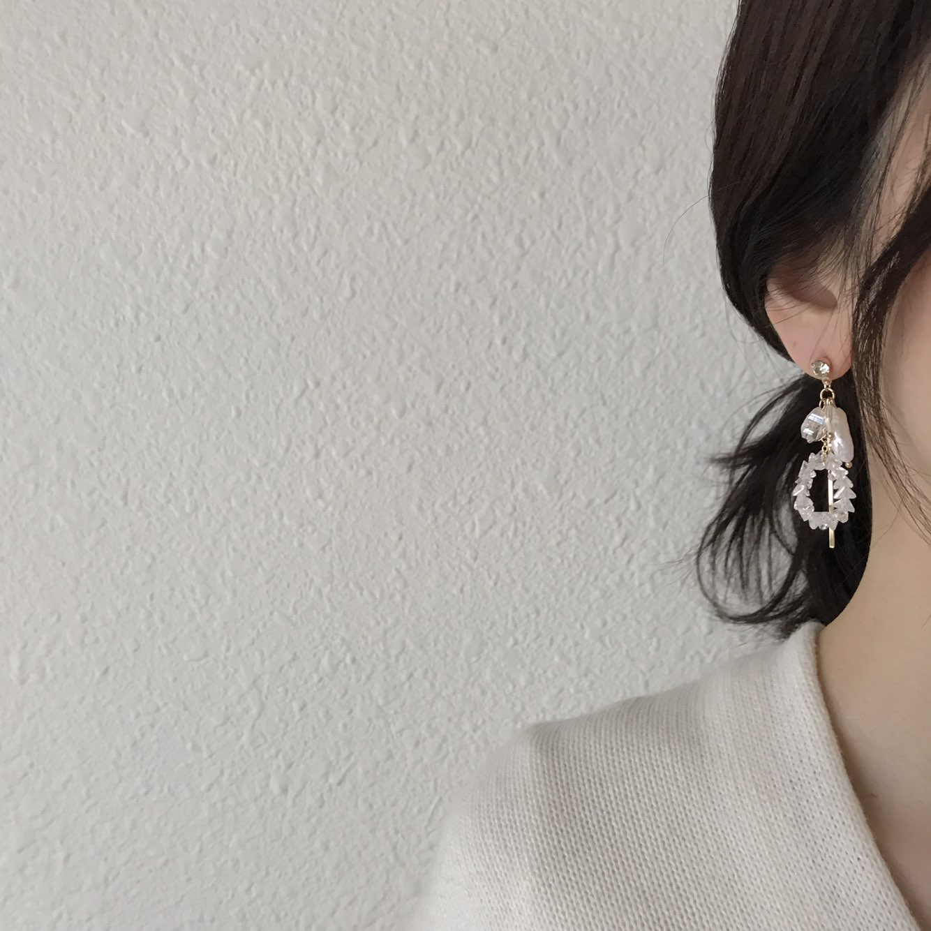 <b><p>Hunting crystal Unbutton drop earrs Luxurious</p></b><b><p>ホニン クリスタル オンバルドロップイヤリング 豪華な ヨリヨリ 高クオリティ ケバケバ</p></b><br /><br /><p align='center'>