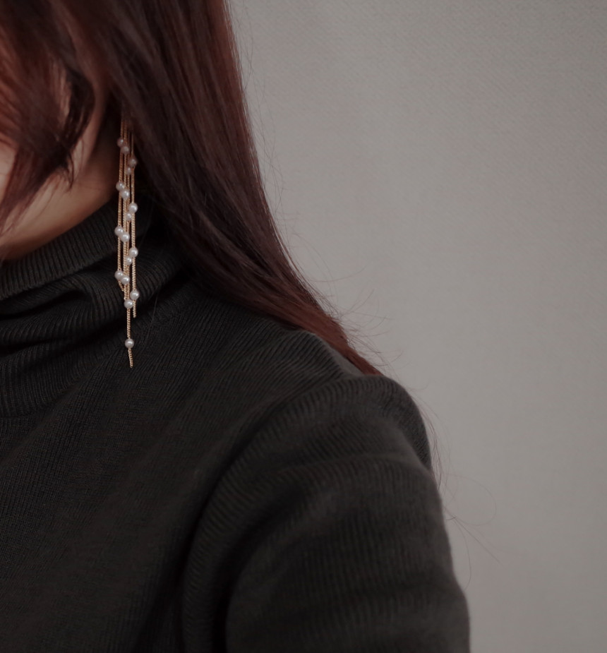 <b><p>NO.87 Rainy Day Pearl drop Stylish Chic Unique</p></b><b><p>NO.87 レイニーデイ パールドロップイヤリング スタイリッシュな シックな ユデザイン</p></b><br /><br /><p align='center'>