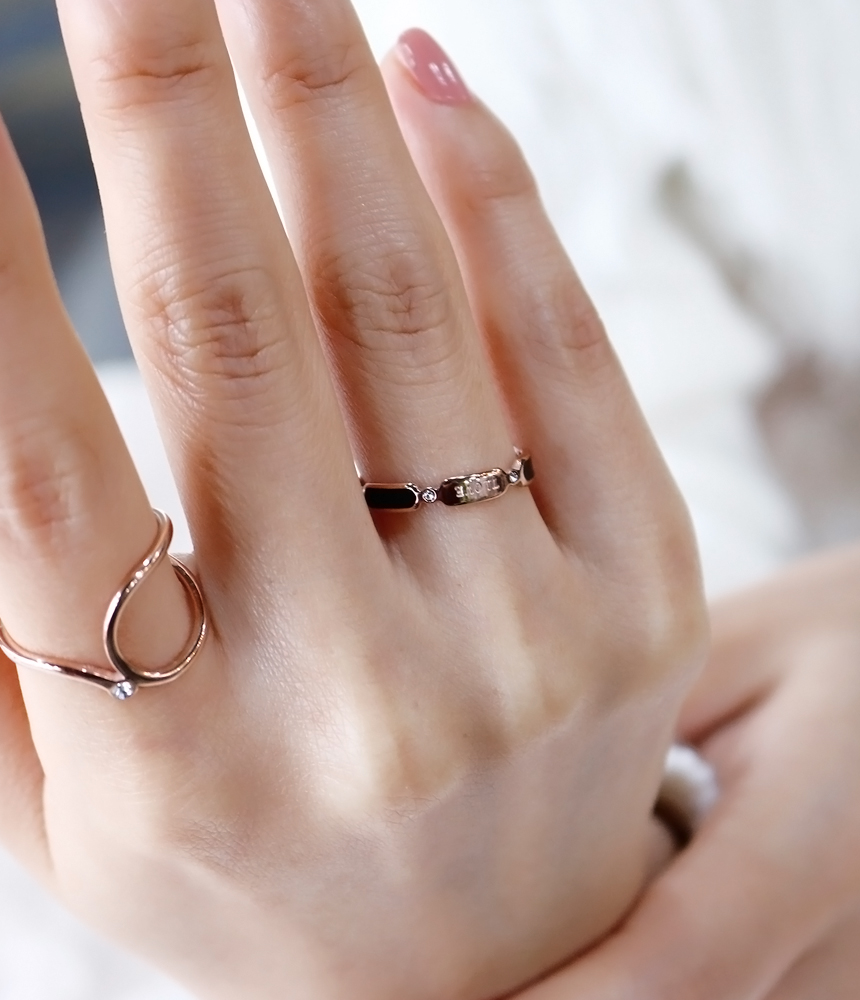 <b><p>Stylish Black Point TLOVE Surge eel titanium</p></b><b><p>シックなブラックポイント TLOVE 書かれているカールスチール リング チタン</p></b><br /><br /><p align='center'>