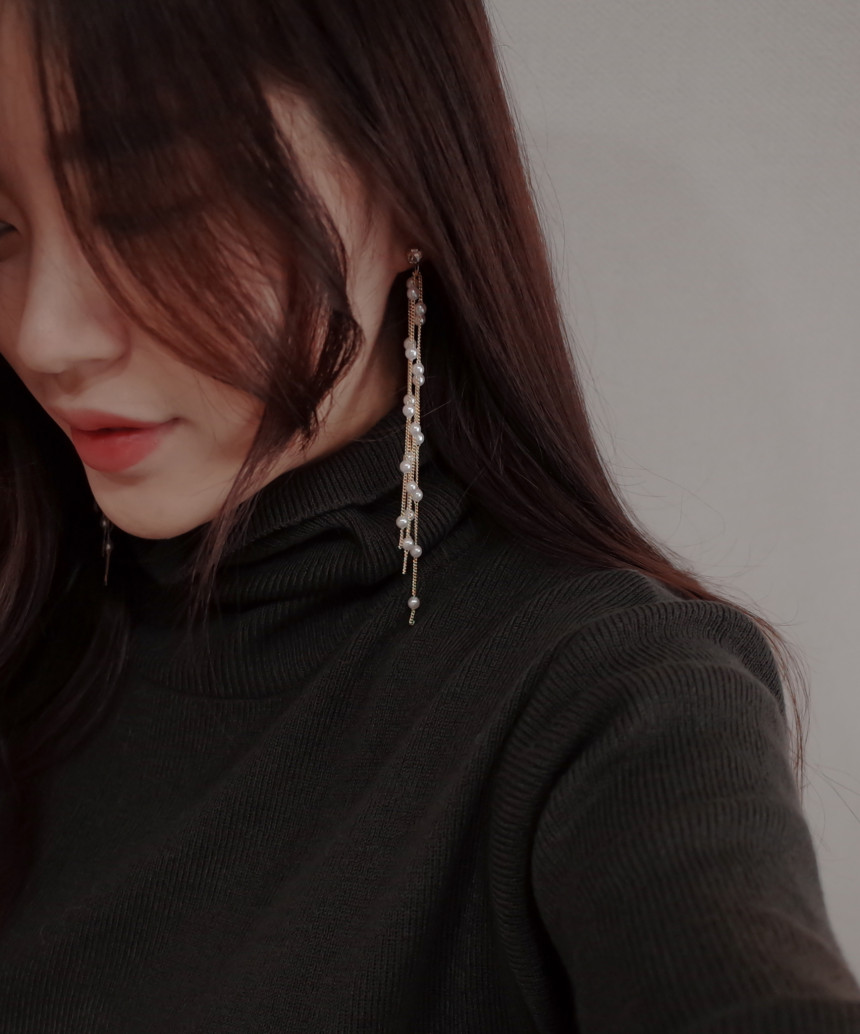 <b><p>NO.87 Rainy Day Pearl drop Stylish Chic Unique</p></b><b><p>NO.87 レイニーデイ パールドロップイヤリング スタイリッシュな シックな ユデザイン</p></b><br /><br /><p align='center'>